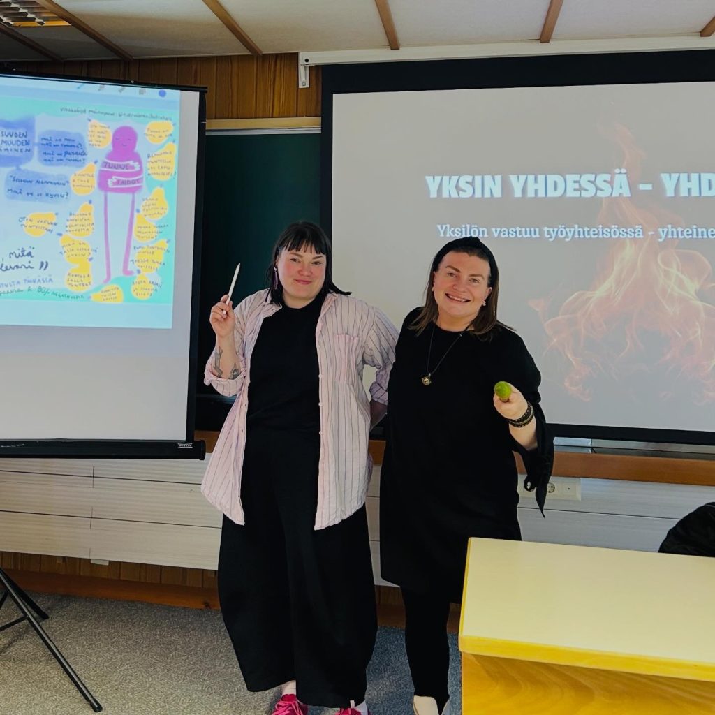 työyhteisövalmennus kestävä hyvinvointi valmennus